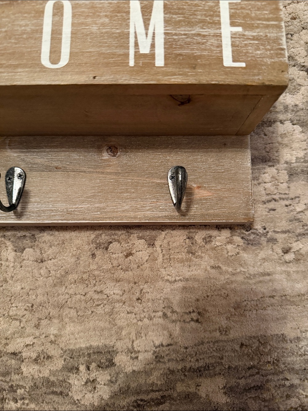 Rustic Brown "Welcome" Wall Hook Rack - Picture 2 of 4
